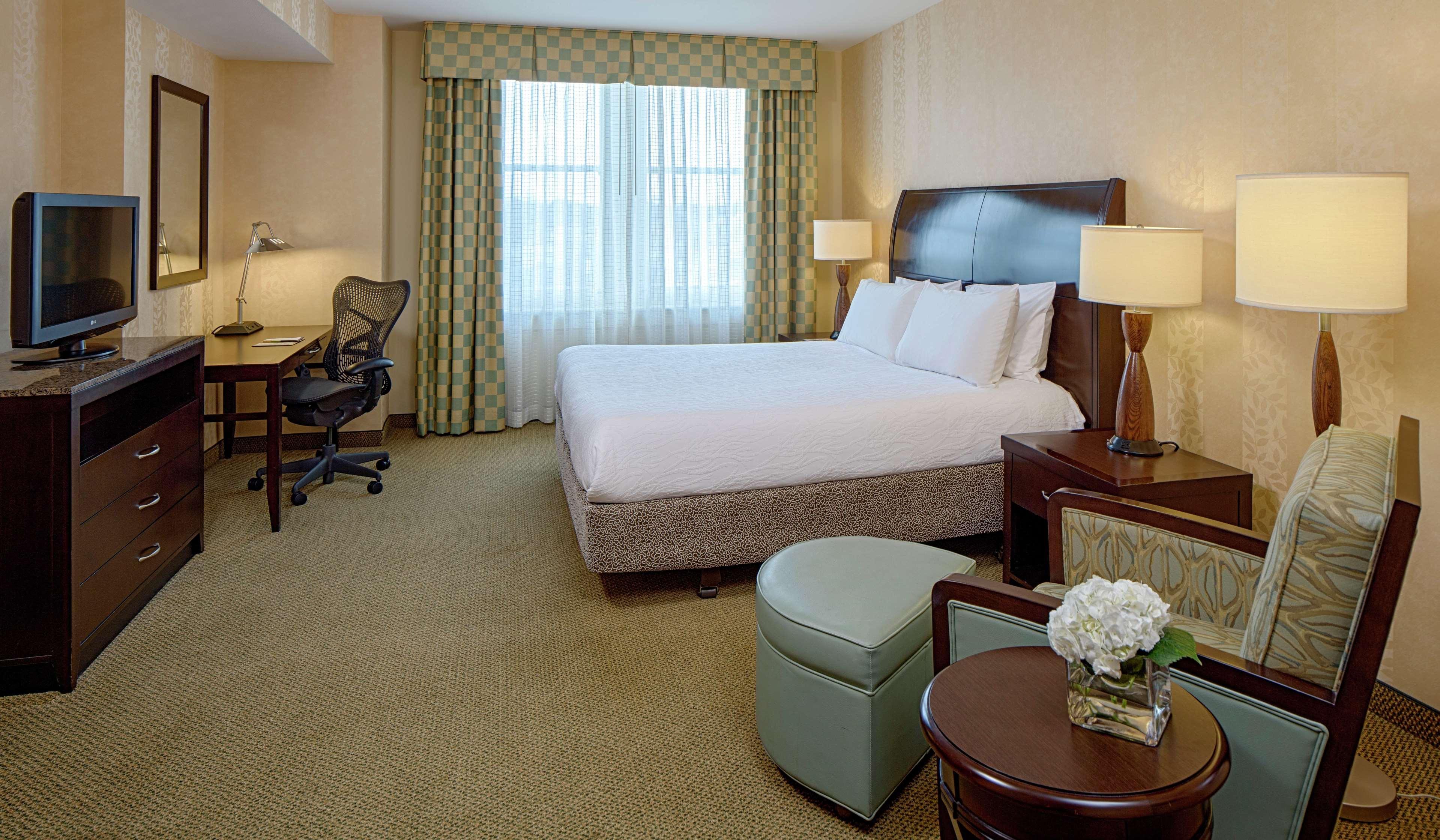 Hilton Garden Inn Jackson Downtown Екстериор снимка