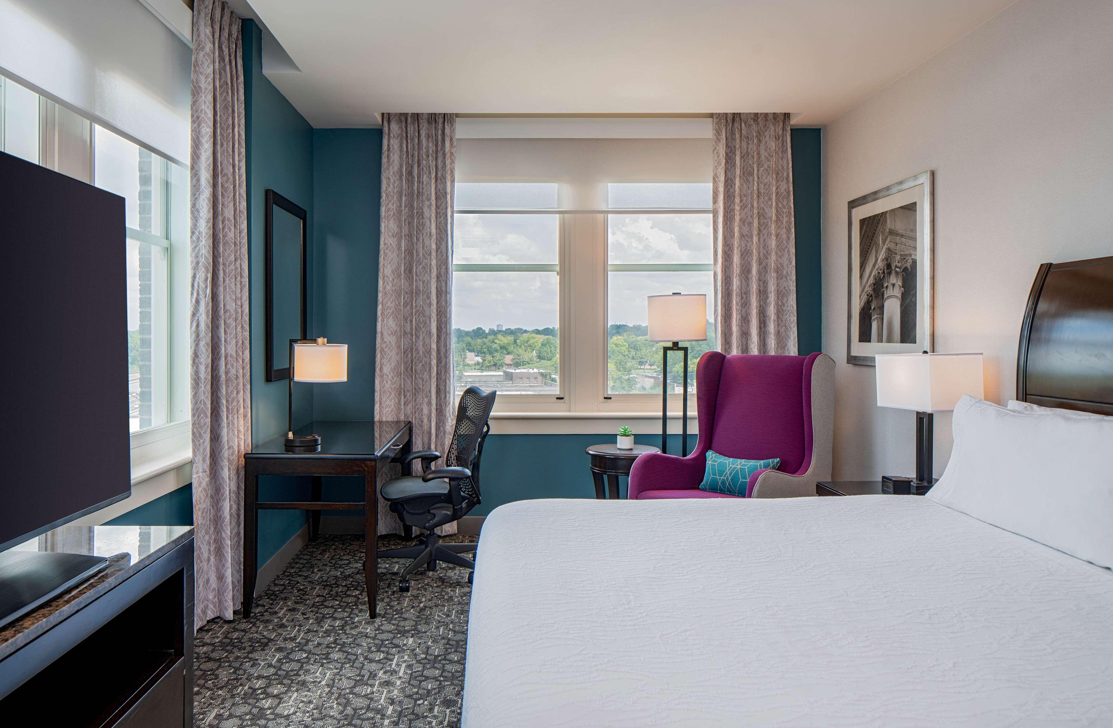 Hilton Garden Inn Jackson Downtown Екстериор снимка