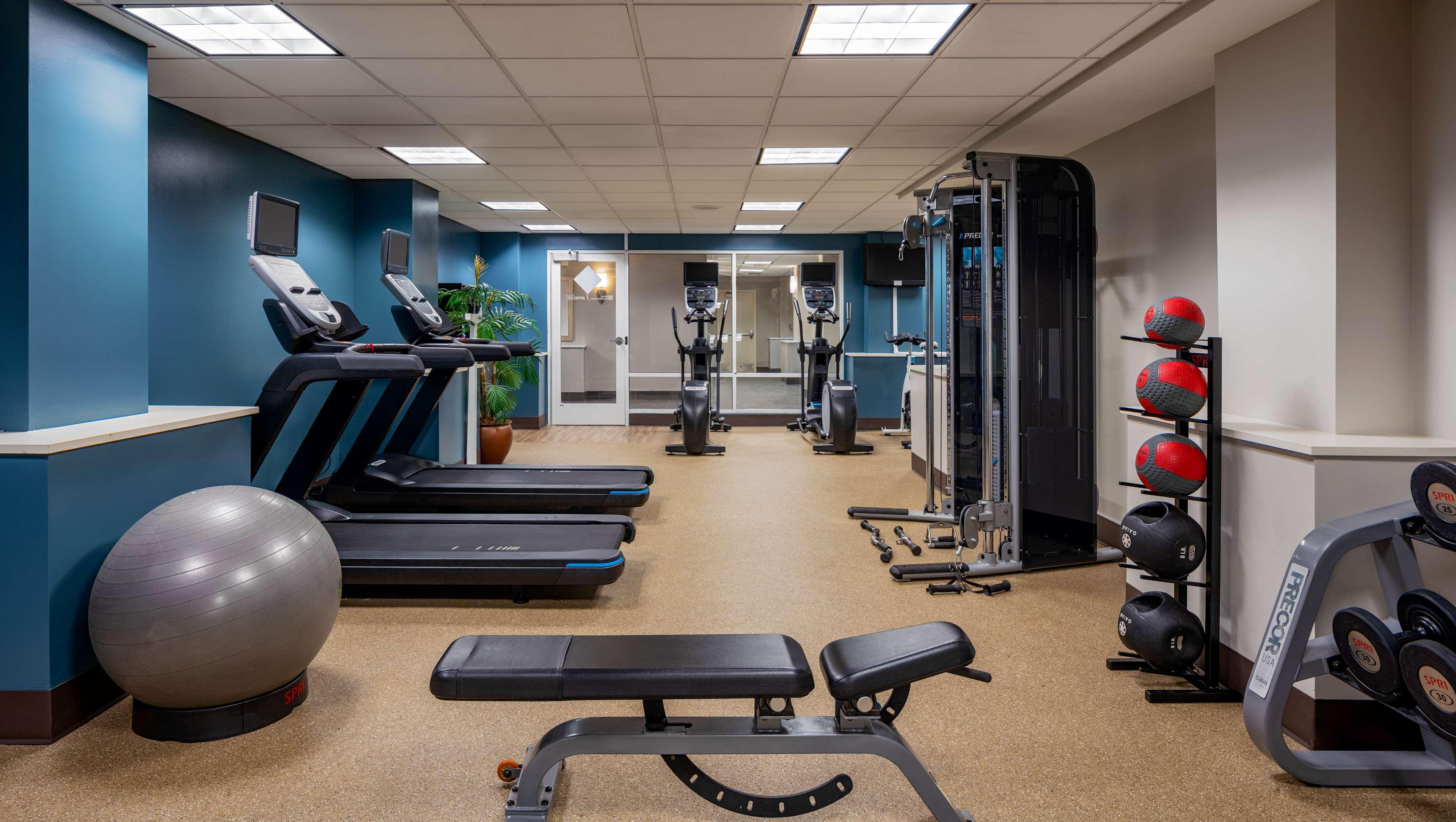 Hilton Garden Inn Jackson Downtown Екстериор снимка