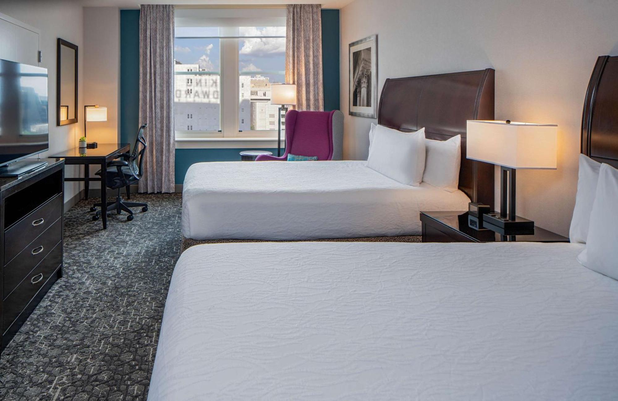 Hilton Garden Inn Jackson Downtown Екстериор снимка