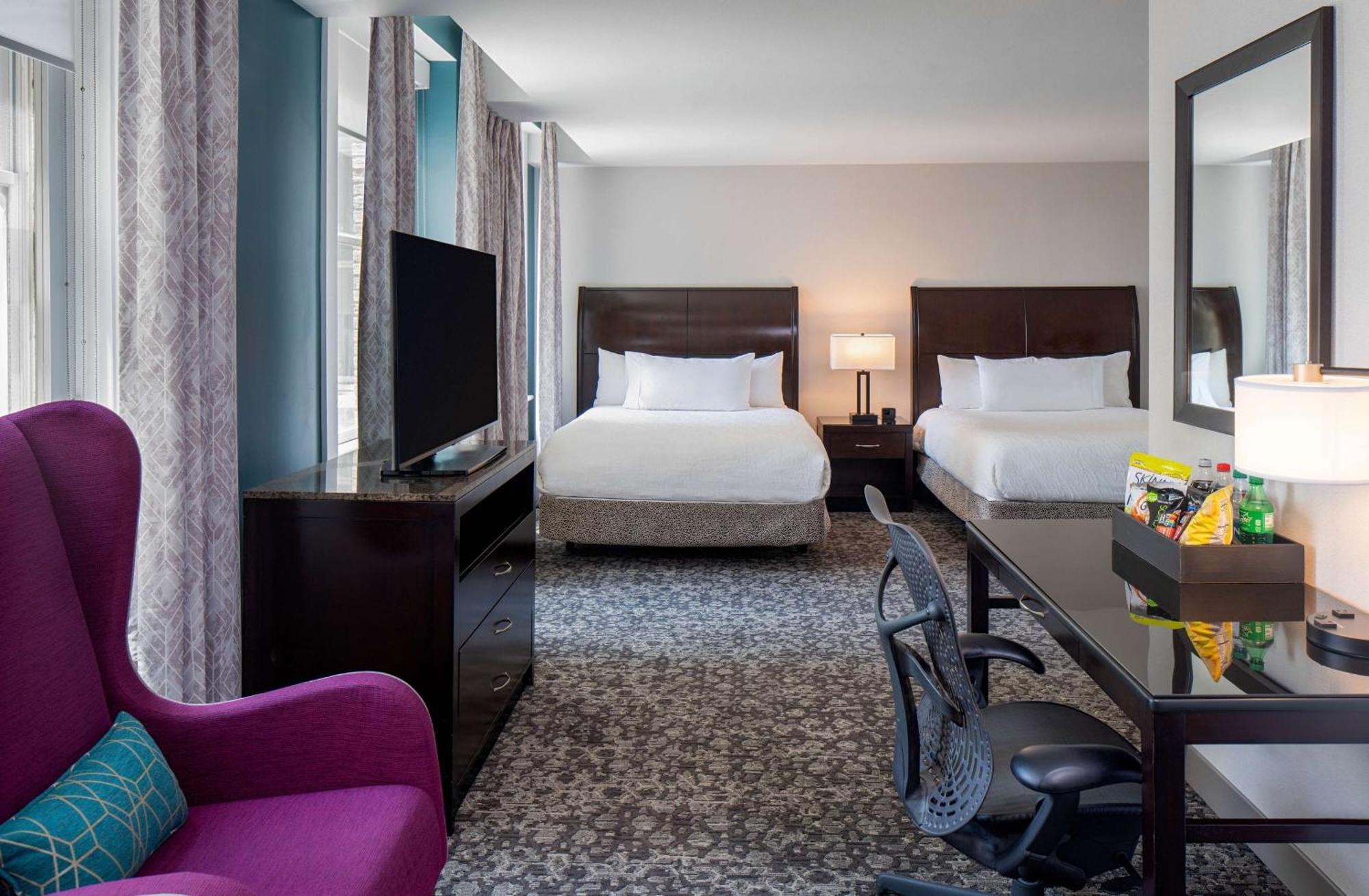 Hilton Garden Inn Jackson Downtown Екстериор снимка