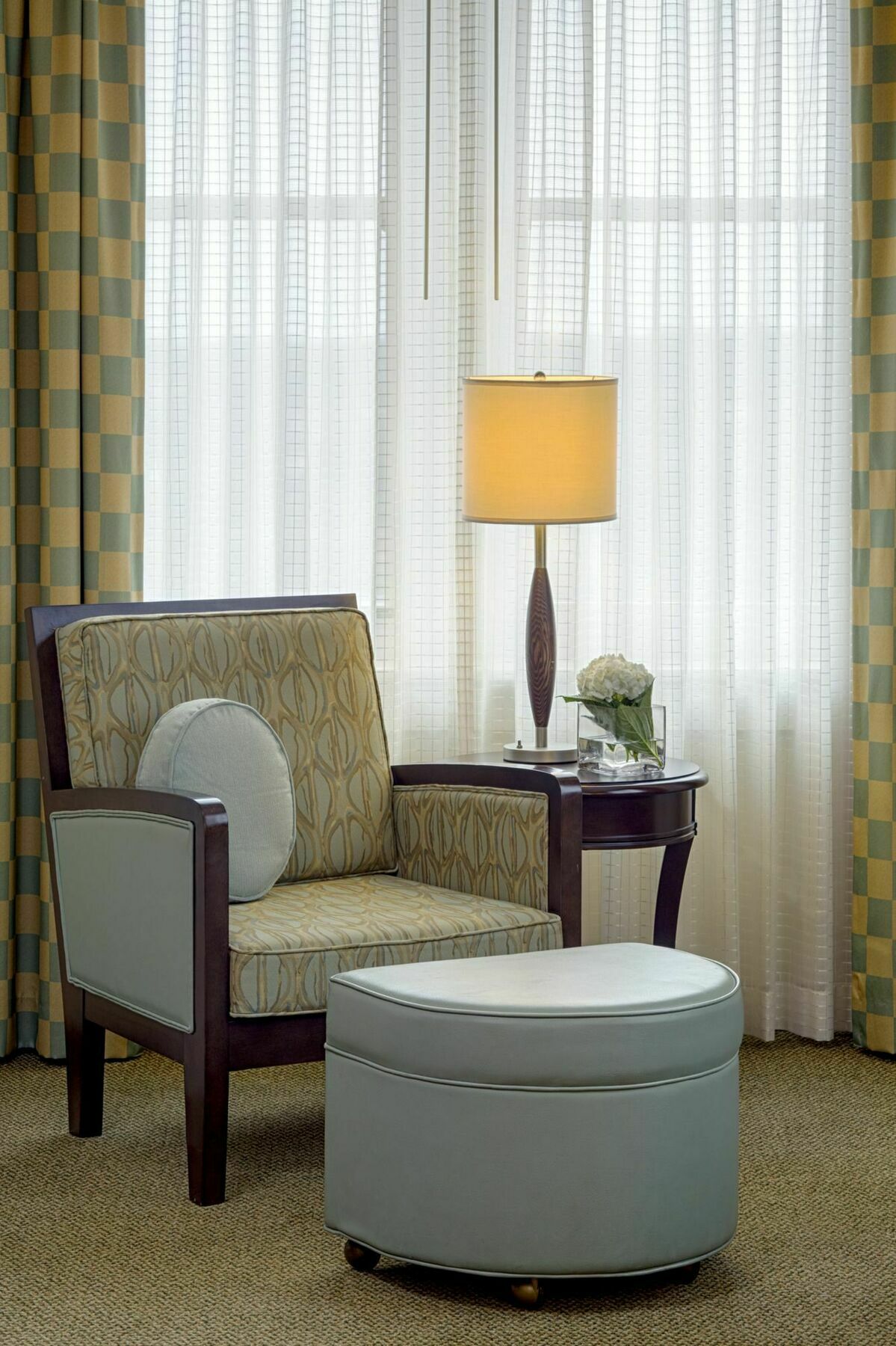 Hilton Garden Inn Jackson Downtown Екстериор снимка